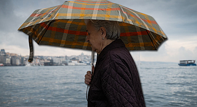 Sağanak yağış kapıda: Yarın başlıyor! Kuvvetli fırtına ve gök gürültülü yağış uyarısı... Meteoroloji saat verdi