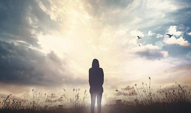 Tenha Zıt Anlamlısı Nedir? Tenha Kelimesinin Zıt Anlamlıları Nelerdir?