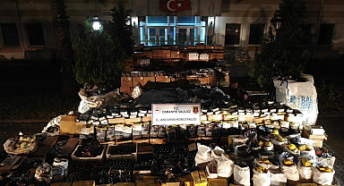 15 milyon liralık kaçak ürün ele geçirildi: 3 tutuklama