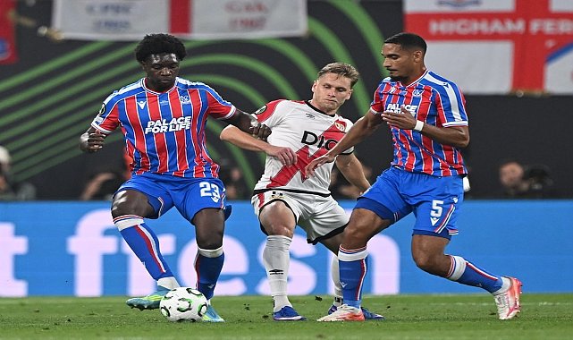 Avrupa'da kupalara İngiliz damgası! Konferans Ligi'nde şampiyon Crystal Palace oldu