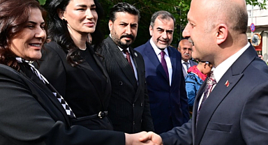 Aydın'da vali karşılamasında protokol tartışması