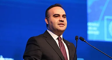 Bakan Kacır: Türk gençliği tam bağımsız ve müreffeh Türkiye'yi kararlılıkla inşa edecek