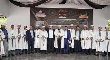 Diyarbakırda 13 hafız öğrenci için icazet programı düzenlendi