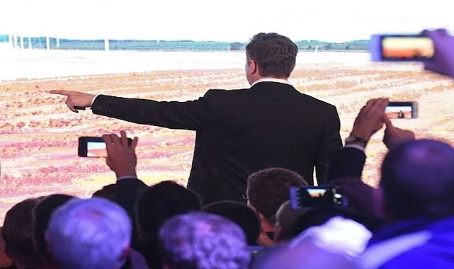 Dünyanın en zengin insanı yaklaşan felakete karşı uyardı