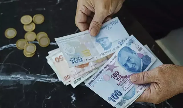 EMEKLİ ZAMMI HESAPLAMALARI BAŞLADI! 4 aylık fark netleşti! En düşük emekli maaşı ne kadar olacak?