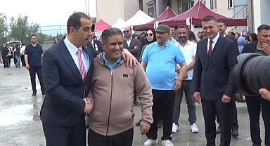 Engelliler Haftasında Iğdır'da Duygulandıran Program: Vali Fırat Taşolar ve Eşi Didem Taşolar Etkinliğe Damga Vurdu