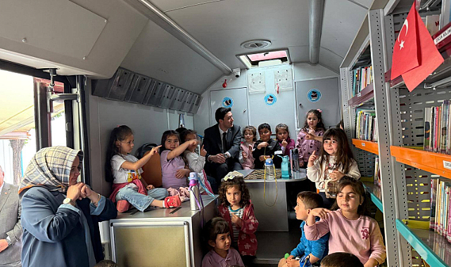 Gezici Kütüphane Karakoyunlu Anaokulu Öğrencileriyle Buluştu