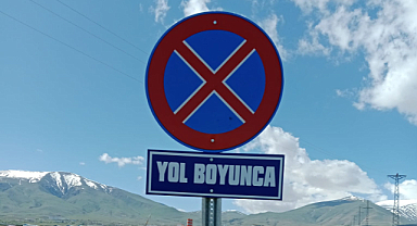 Gülpınar Yolunda Trafik Tabelaları Yenilendi