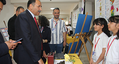 Hoşhaber’de TÜBİTAK 4006 Bilim Fuarı Açılışı Gerçekleştirildi