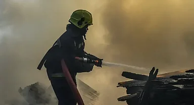 Kenya'da kız yatılı okulunda yangın faciası: 16 öğrenci yaşamını yitirdi