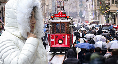 Kış geri geldi: Hava 10 derece birden soğuyacak | Meteoroloji saat verdi: Gök gürültülü sağanak yağış ve fırtına geliyor...