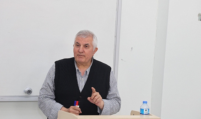 Makroekonomik Modellerin Tarihsel Evrimi Iğdır Üniversitesinde Anlatıldı