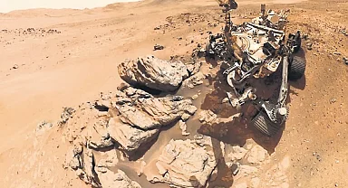 Mars aracı selfie gönderdi