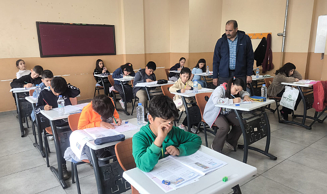Proje İmam Hatip Ortaokulu Sınavına Yoğun İlgi