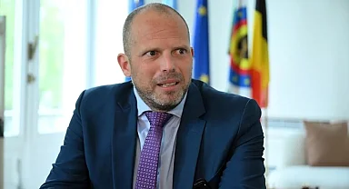 'Türk savunma sanayii rol model niteliğinde'