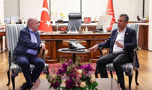 Zafer Partisi Genel Başkanı Özdağ, CHP Genel Merkezi'nde Özgür Özel ile bir araya geldi