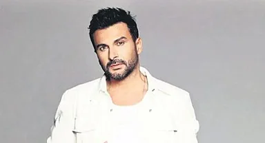 30 yıllık müzik yolculuğuna özel kutlama