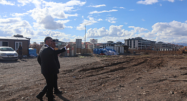 Aile ve Sosyal Hizmetler Bakan Yardımcısı Tarıkdaroğlu, Erzurum'da huzurevi inşaatını inceledi