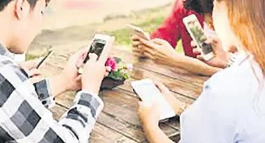 Akıllı telefonlar nüfusu azaltıyor