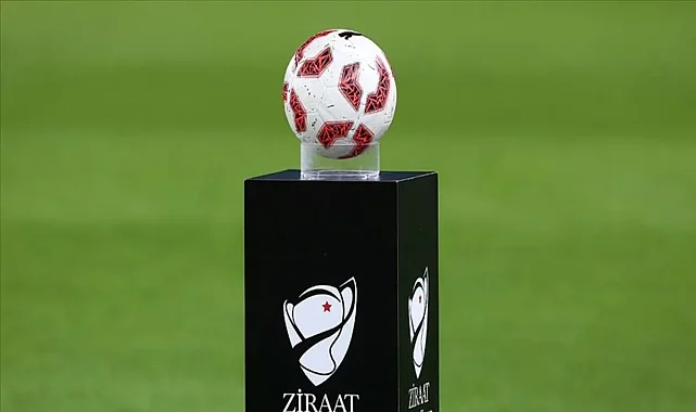 Atv'de futbol şöleni