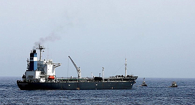 İngiltere Rus tankerine müdahale etti