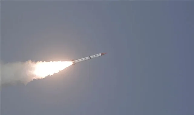 İran, ABD’ye ait ticari gemiye seyir füzesiyle müdahale etti