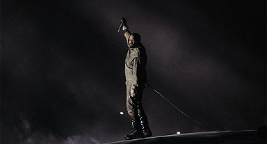 Kanye West, İstanbul'da 118 bin kişiye konser verdi