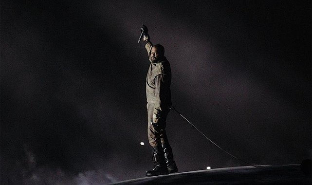 Kanye West, İstanbul'da 118 bin kişiye konser verdi