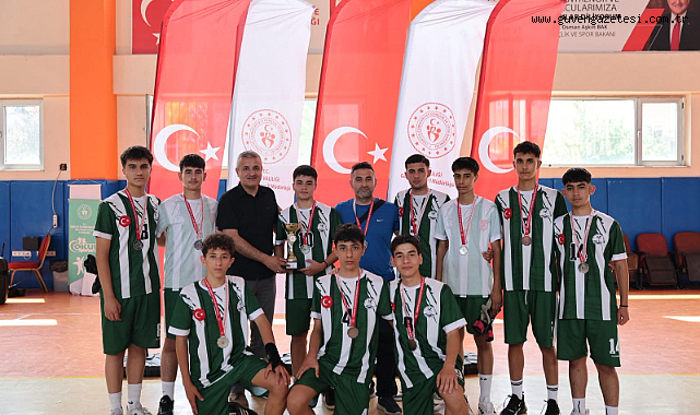 Okul Sporları Futsal Şampiyonları Belli Oldu