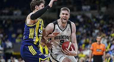 Potada Fenerbahçe ile Beşiktaş şampiyonluk için kapışıyor!