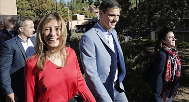 Ülke tarihinde bir ilk! 'First Lady'nin pasaportuna el konuldu: 24 yıl hapsi isteniyor