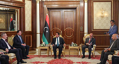 Dışişleri Bakanı Hakan Fidan, Libya Başbakanlık Konseyi Başkanı el-Menfi ile görüştü