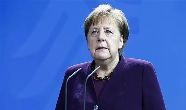Almanya'nın eski Başbakanı Merkel'den Rusya ile diyalog çağrısı