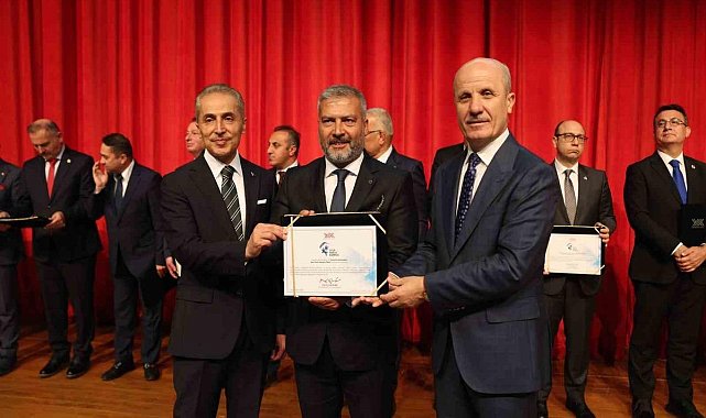 Anadolu Üniversitesine