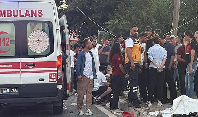 Düzce'de fındık işçilerini taşıyan araç tırla çarpıştı; 4 ölü, 8 yaralı