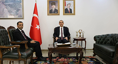 Iğdır Valisi M. Fırat Taşolar, Göreve Başlayan Çevre ve Şehircilik İl Müdürü Bektaş’ı Makamında Kabul Etti