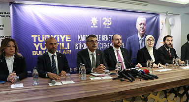 Milli Eğitim Bakanı Tekin, AK Parti Yalova İl Başkanlığı'nda konuştu: